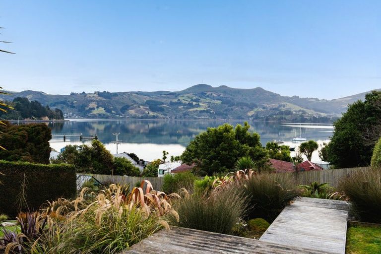 Photo of property in 35 Waikana Street, Broad Bay, Dunedin, 9014