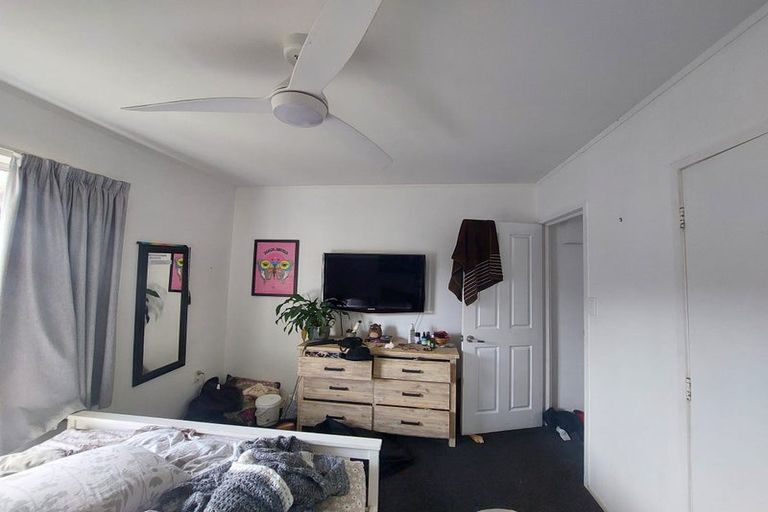 Photo of property in 1/108 Monarch Avenue, Hillcrest, Auckland, 0627