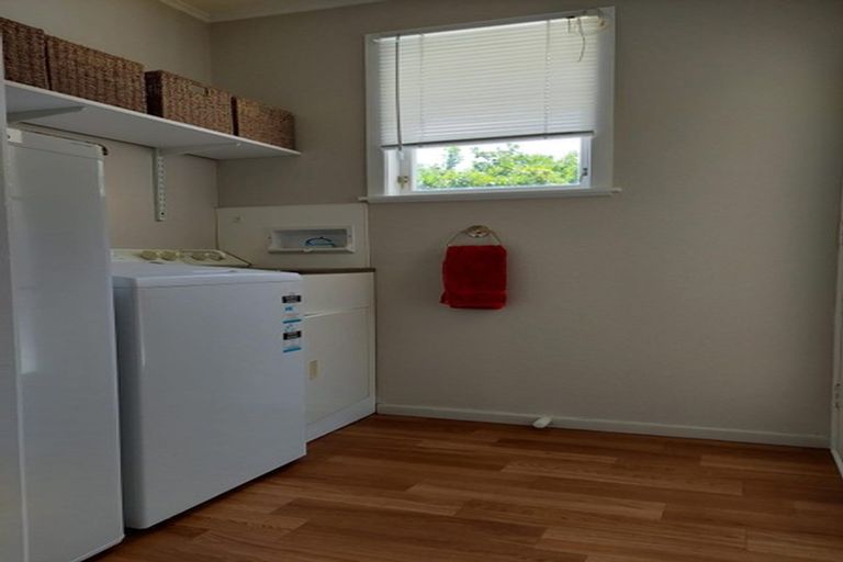 Photo of property in 3 Gwendoline Place, Glenview, Hamilton, 3206