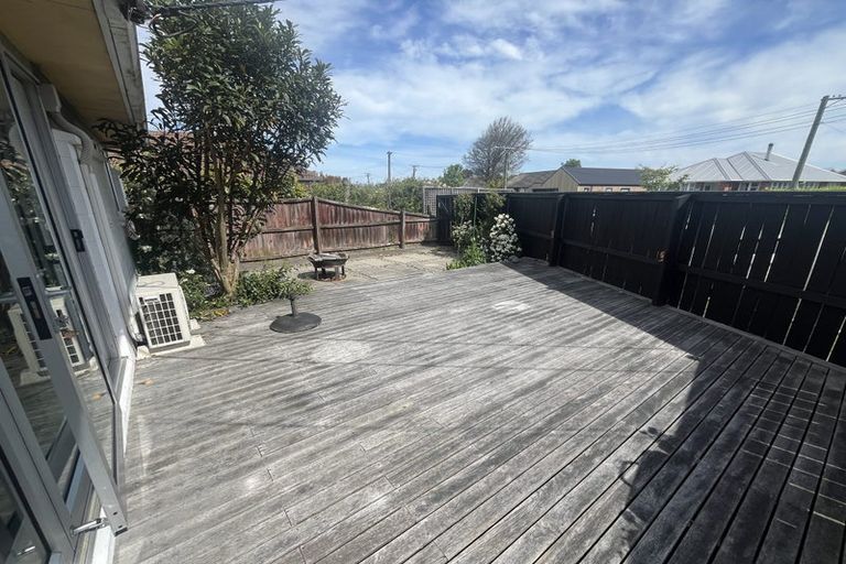 Photo of property in 1/74 Garreg Road, Bryndwr, Christchurch, 8052