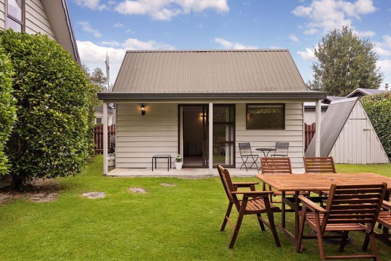 Photo of property in 36 Adamson Drive, Arrowtown, 9302