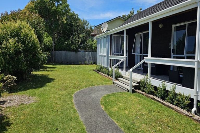 Photo of property in 12 Cove Road, Waipu, 0510