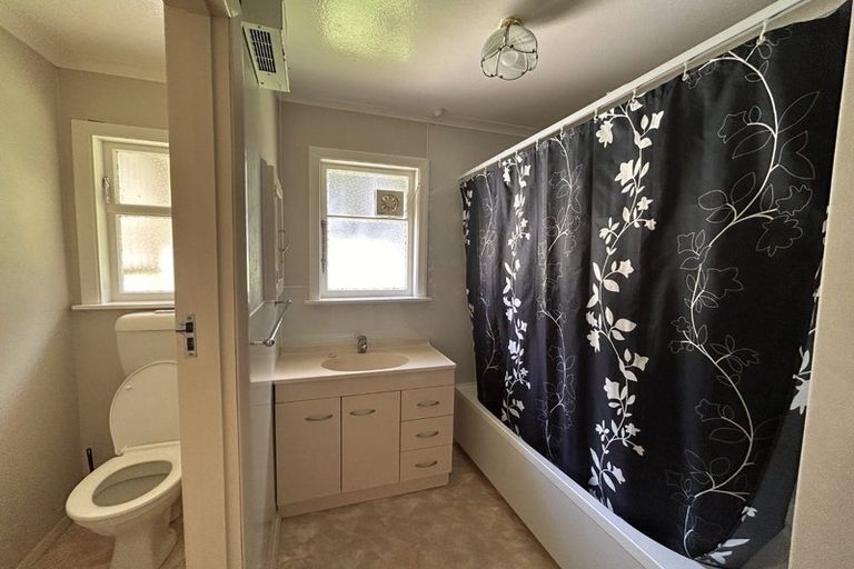 Photo of property in 185 Te Rakehou Road, Feilding, 4775