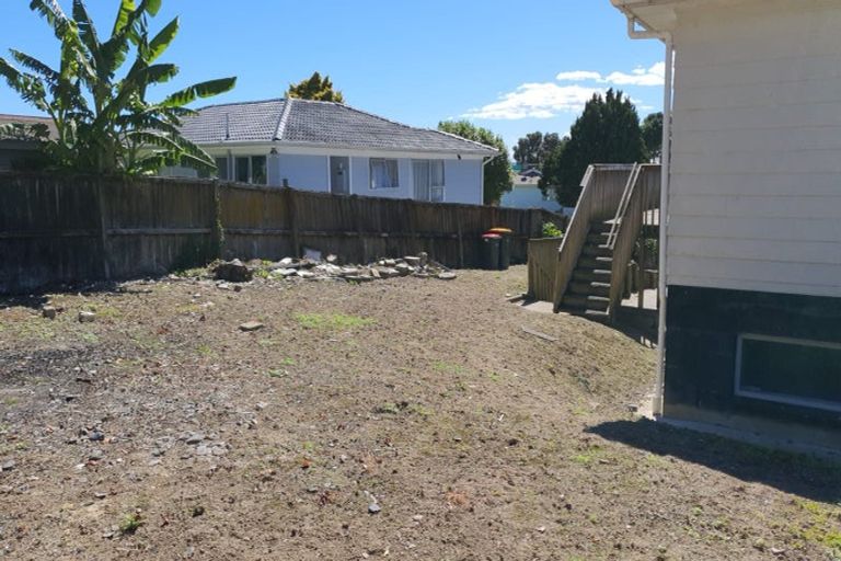 Photo of property in 26 Burbank Avenue, Manurewa, Auckland, 2102