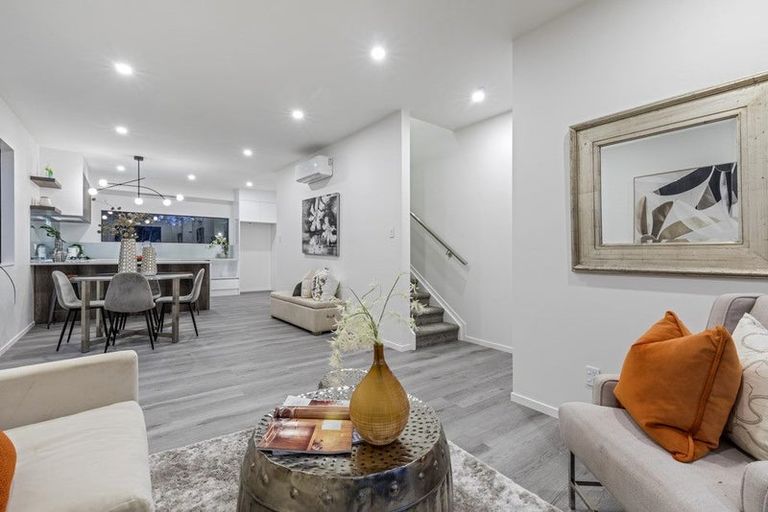 Photo of property in 10 Waka Street, Albany Heights, Auckland, 0632