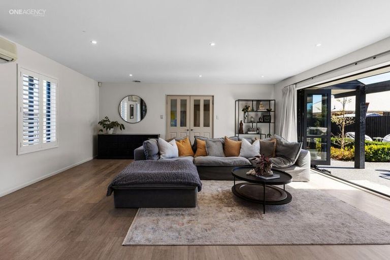 Photo of property in 8 Cunneen Place, Aidanfield, Christchurch, 8025