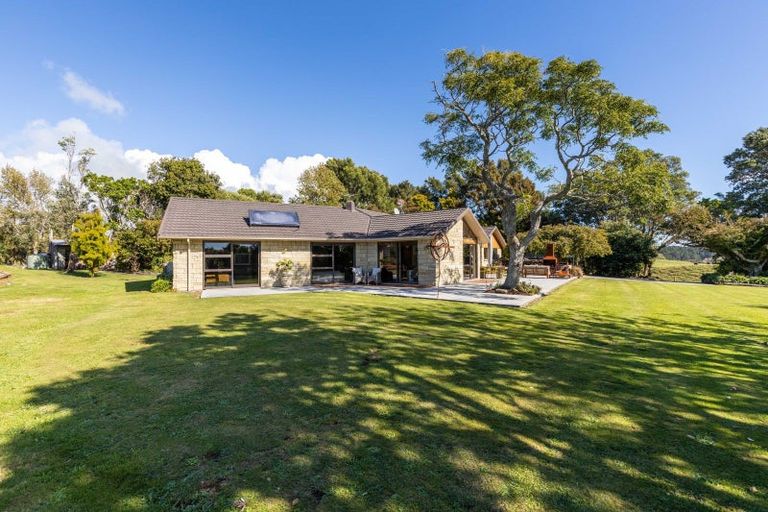Photo of property in 201 Egmont Road, Hillsborough, New Plymouth, 4372