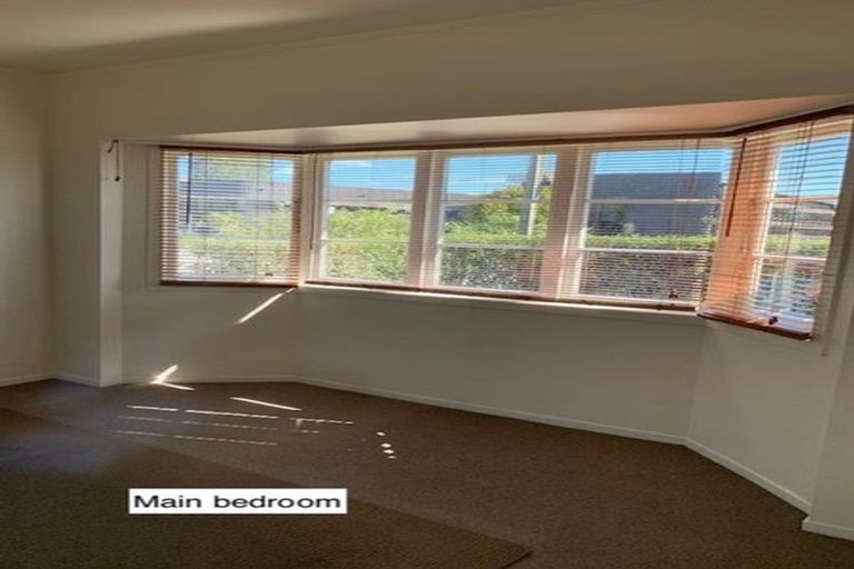 Photo of property in 12 Hugh Brown Drive, New Lynn, Auckland, 0600