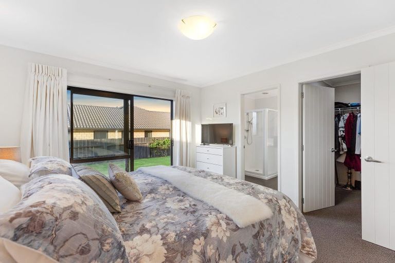 Photo of property in 4 Bryan Gallagher Place, Welcome Bay, Tauranga, 3175