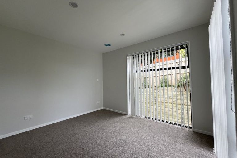 Photo of property in 20 Tukari Lane, Mangere Bridge, Auckland, 2022