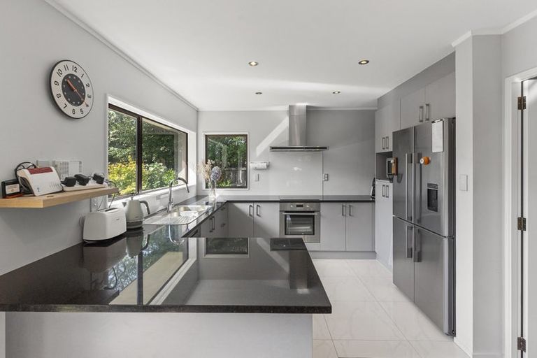 Photo of property in 2/17 Seneca Court, Golflands, Auckland, 2013