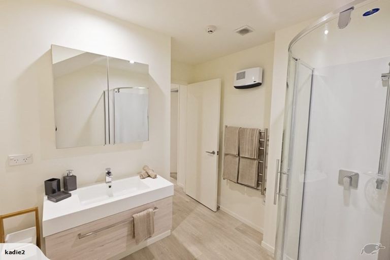 Photo of property in 3/67 Andrews Road, Queenstown, 9300