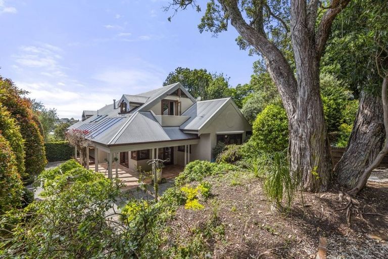 Photo of property in 9 Aotearoa Terrace, Murrays Bay, Auckland, 0630