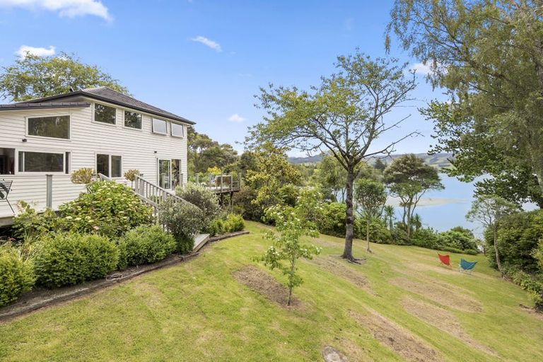 Photo of property in 211 Doctors Point Road, Waitati, 9085