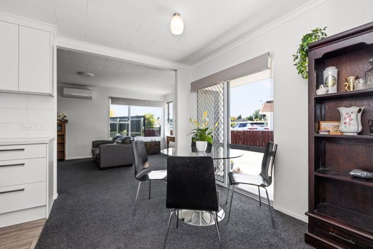 Photo of property in 1/508 Poplar Place, Akina, Hastings, 4122