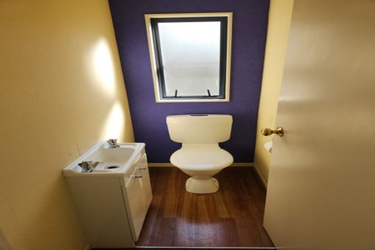 Photo of property in 112 Langdale Avenue, Paraparaumu, 5032