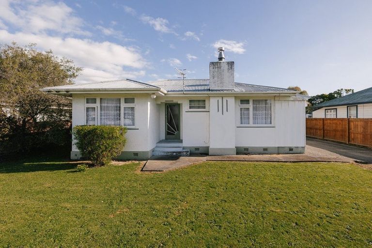 Photo of property in 24 Grey Street, Shannon, 4821