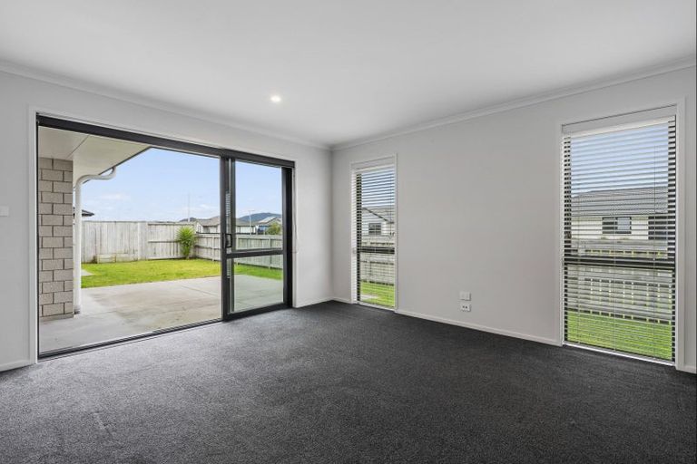Photo of property in 27 Furlong Road, Papamoa, 3118