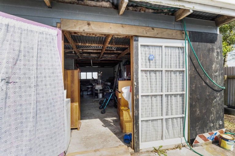 Photo of property in 35 North Street, Eltham, 4322