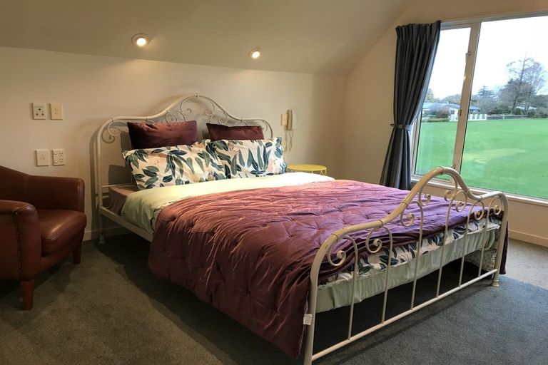 Photo of property in 2/271 Memorial Avenue, Burnside, Christchurch, 8053