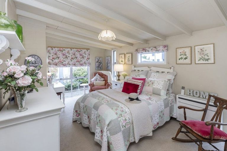 Photo of property in 2/42 Harker Street, Spreydon, Christchurch, 8024