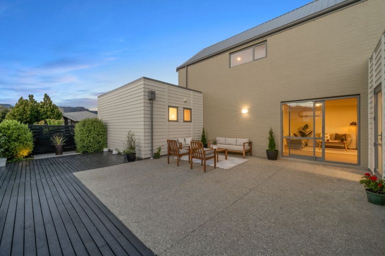 Photo of property in 4b Onslow Road, Lake Hayes, Queenstown, 9304