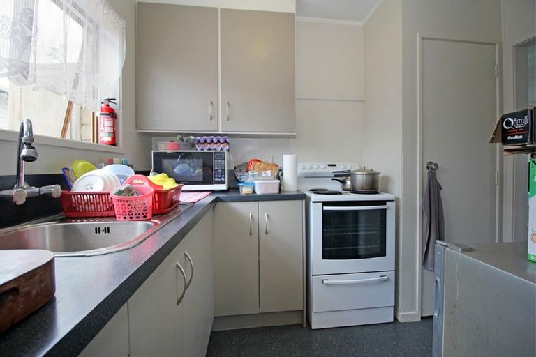 Photo of property in 1/8 Farnborough Crescent, Mangere, Auckland, 2022