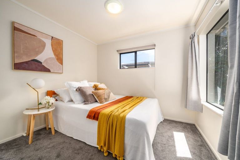 Photo of property in 5 Ashfield Grove, Churton Park, Wellington, 6037