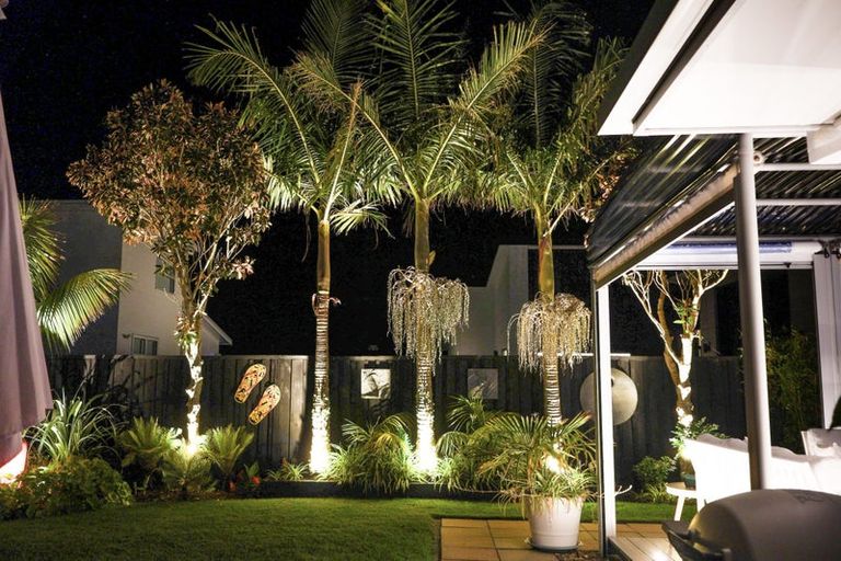 Photo of property in 5 Kihi Place, Ruakaka, 0116