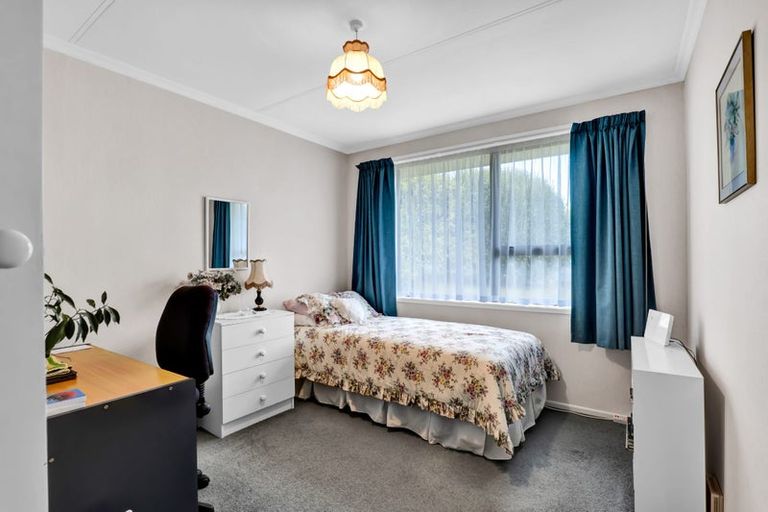 Photo of property in 2 Bronte Place, Whalers Gate, New Plymouth, 4310