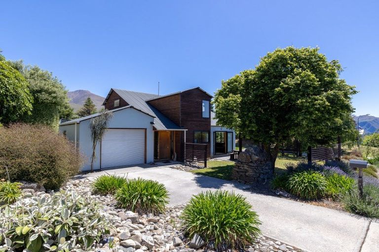 Photo of property in 175 Stone Street, Wanaka, 9305