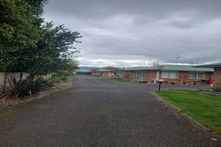 Photo of property in 42a Queenwood Road, Levin, 5510