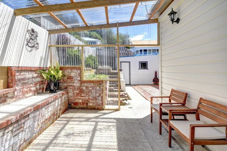 Photo of property in 124 Glen Road, The Glen, Dunedin, 9011