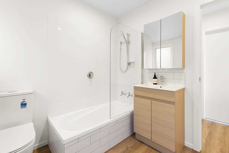 Photo of property in 2/14 Frederick Street, Waltham, Christchurch, 8011