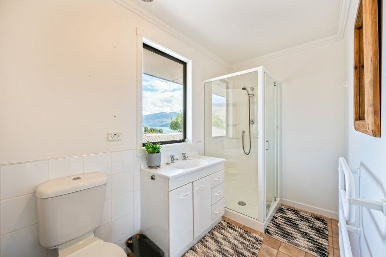 Photo of property in 3 Briar Bank Drive, Wanaka, 9305
