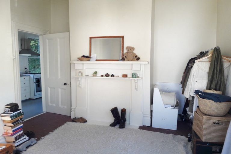 Photo of property in 21 Adams Terrace, Aro Valley, Wellington, 6021