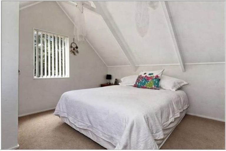 Photo of property in 60 Palomino Drive, Henderson, Auckland, 0612