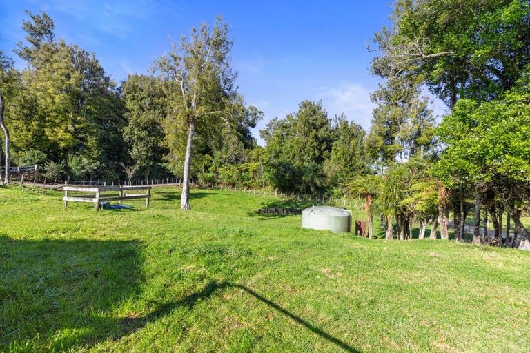 Photo of property in 1677 Pyes Pa Road, Oropi, 3173