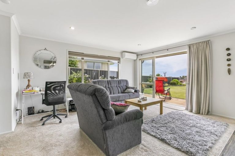 Photo of property in 39 Utopia Park Heights, Welcome Bay, Tauranga, 3112