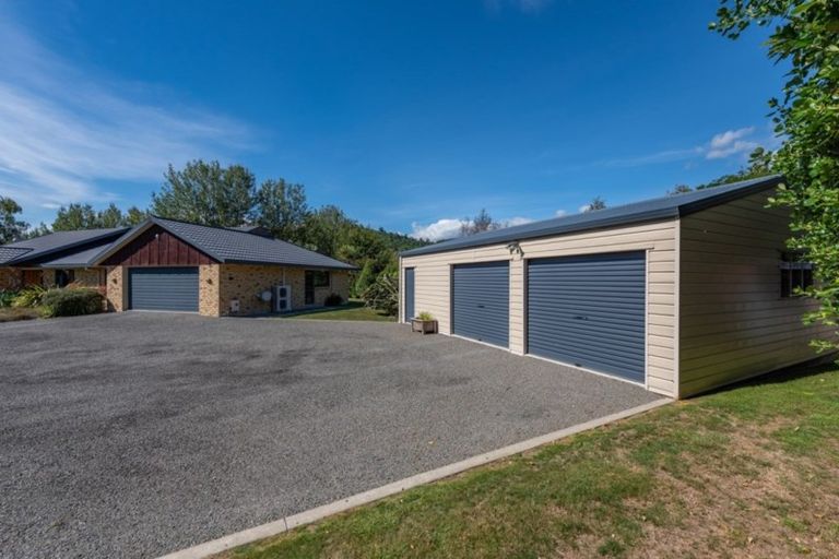 Photo of property in 62 Mahaki Road, Nikau Valley, Paraparaumu, 5032