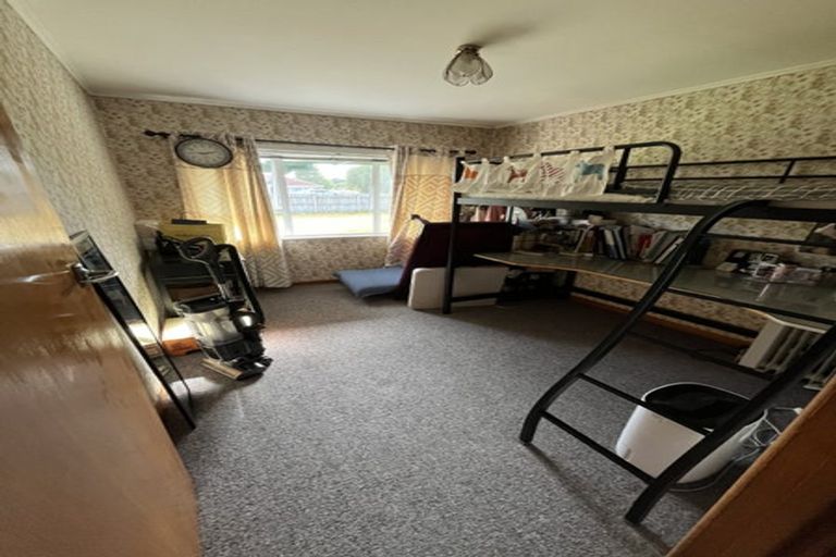 Photo of property in 676 Te Atatu Road, Te Atatu Peninsula, Auckland, 0610