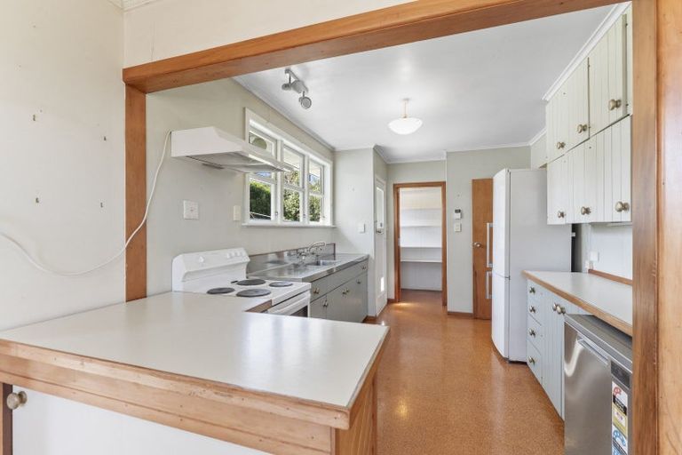 Photo of property in 12 Te Rauparaha Street, Otaki, 5512