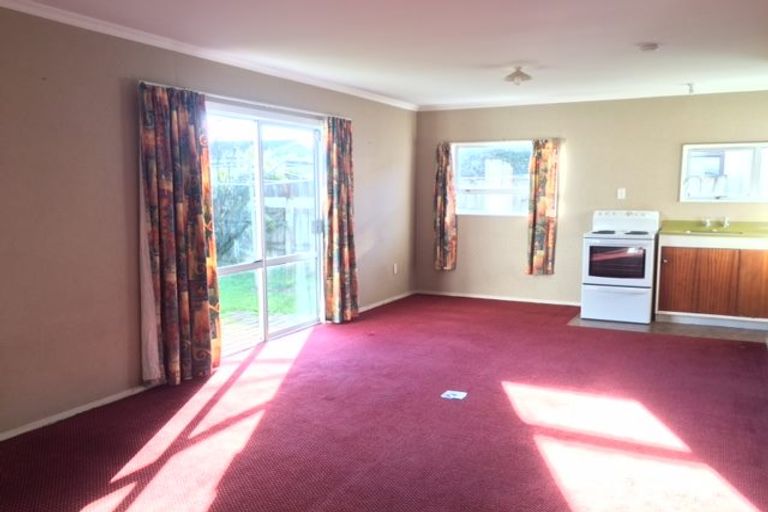 Photo of property in 87d Cracroft Street, Waitara, 4320