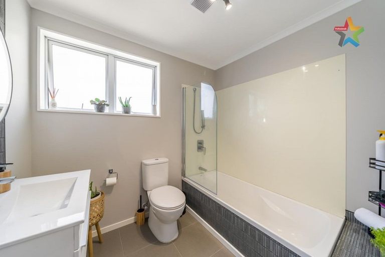 Photo of property in 2/6 Galway Street, Waterloo, Lower Hutt, 5011