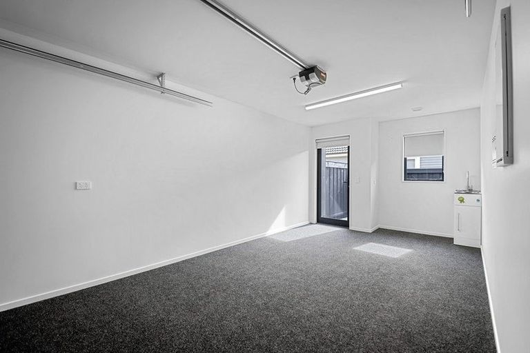 Photo of property in 1/45 Averill Street, Richmond, Christchurch, 8013