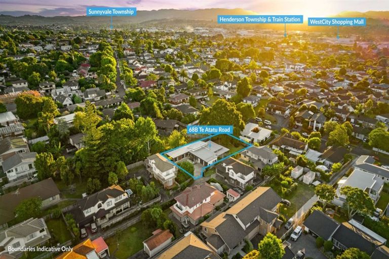 Photo of property in 68b Te Atatu Road, Te Atatu South, Auckland, 0610