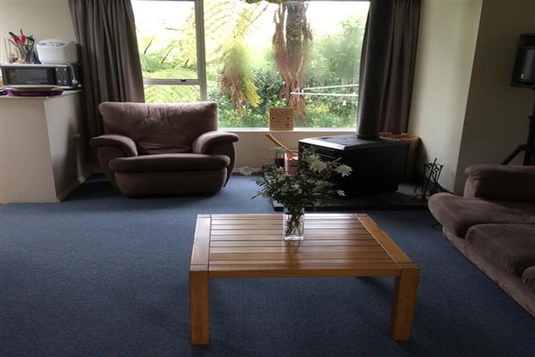 Photo of property in 16 Haunui Road, Pukerua Bay, 5026