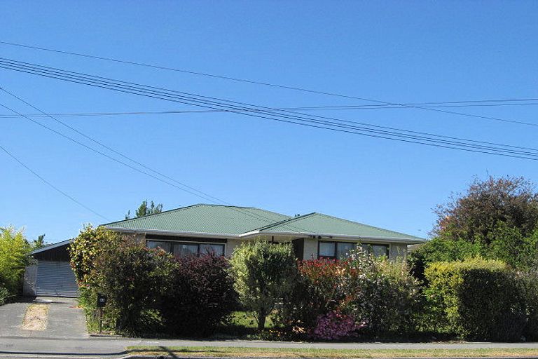 Photo of property in 83 Kendal Avenue, Burnside, Christchurch, 8053