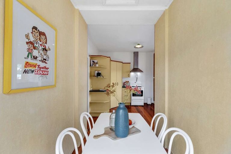 Photo of property in 174 Cook Street, West End, Palmerston North, 4410