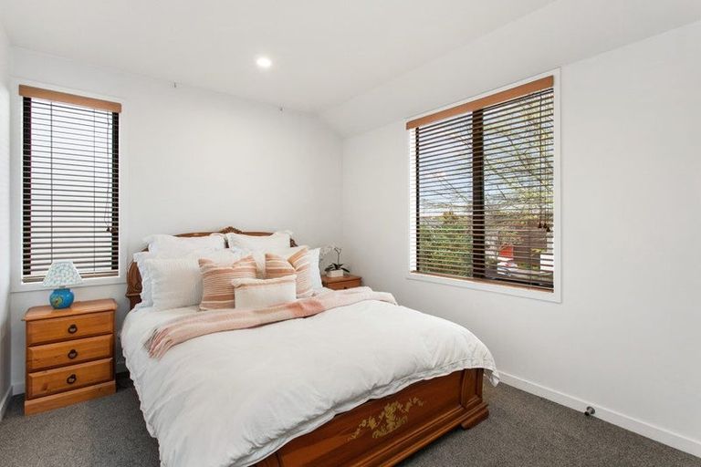 Photo of property in 128 Hamilton Avenue, Ilam, Christchurch, 8041